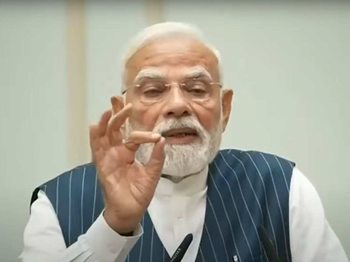 पीएम मोदी ने की 'प्रगति' बैठक, 8 बड़े प्रोजेक्ट का किया रिव्यू, करीब 65 हजार करोड़ रुपये है इनकी वैल्यू