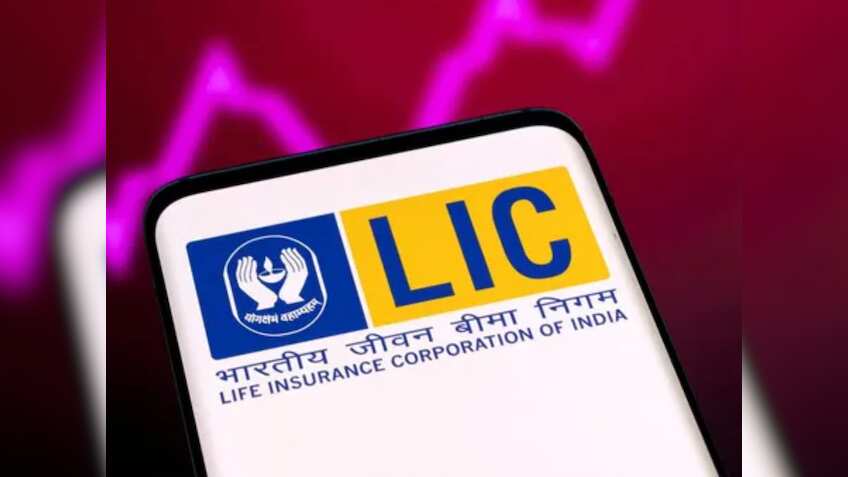 Exclusive: LIC में 3-5% हिस्सा बेचेगी सरकार, OFS से जुटेंगे ₹20-30 हजार करोड़, मर्चेंट बैंकर हुए नियुक्त