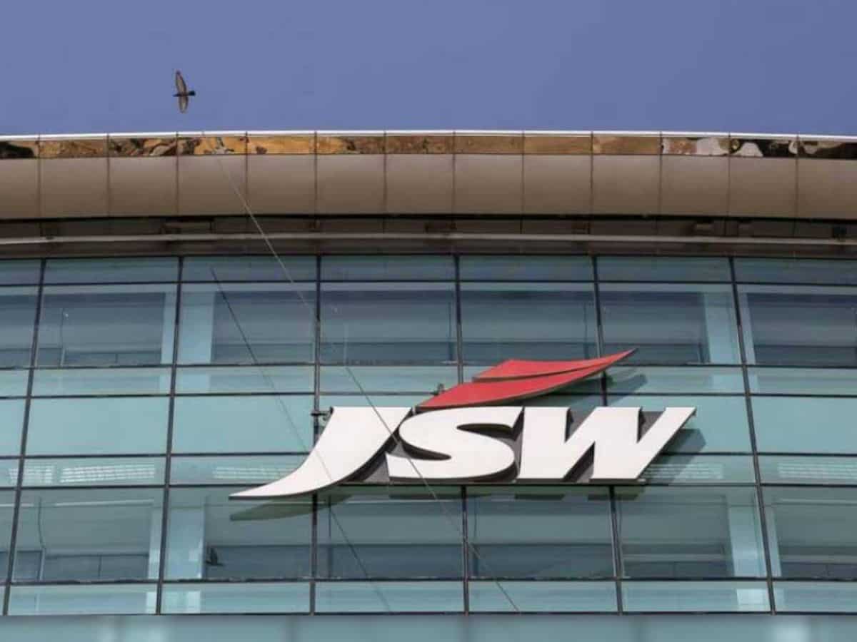 JSW स्टील को सुप्रीम राहत! SC ने भूषण स्टील के अधिग्रहण को सही ठहराया, जानिए पूरा मामला