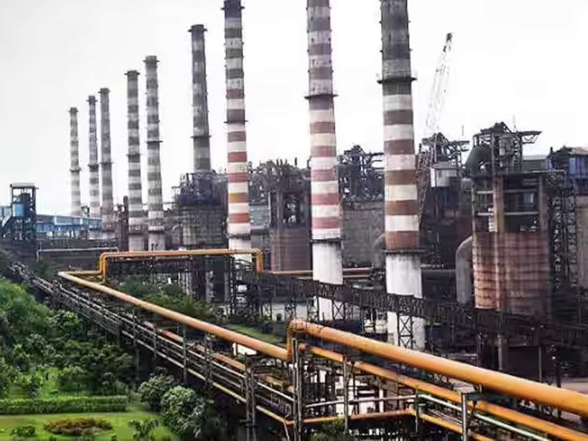 टाटा स्टील में क्या आया मुनाफा वसूली का वक्त? ब्रोकरेज ने घटाया टारगेट, 7% तक गिर सकता है भाव