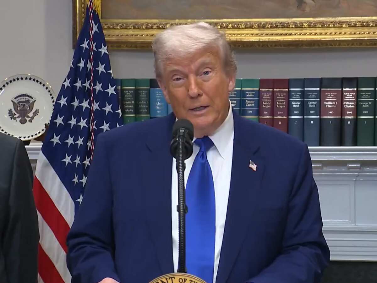 US Shutdown: सरकार चलाने के पैसे नहीं, 75 हजार Jobs पर खतरा, लाखों लोग बिना सैलरी काम करने पर होंगे मजबूर! 