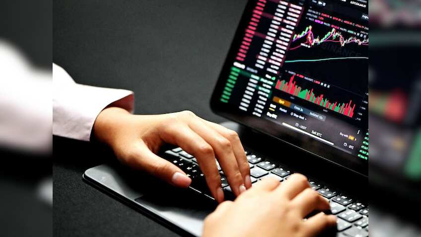 सालभर से रिवर्स गियर में ये Infra Stock, अब दशहरे में मिली संजीवनी! ₹166 करोड़ की डील से शेयर में हलचल तय