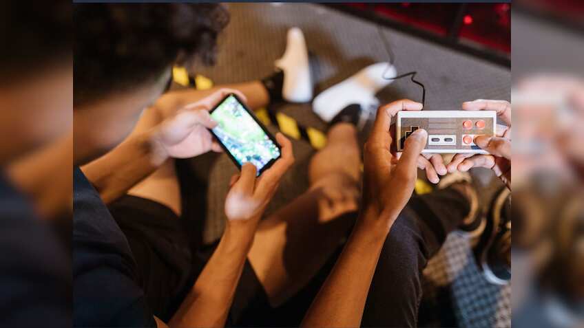 Online Gaming: पैसा लगाया तो जाओगे जेल, देना होगा 1 करोड़ का जुर्माना! PROG नियमों का ड्राफ्ट जारी