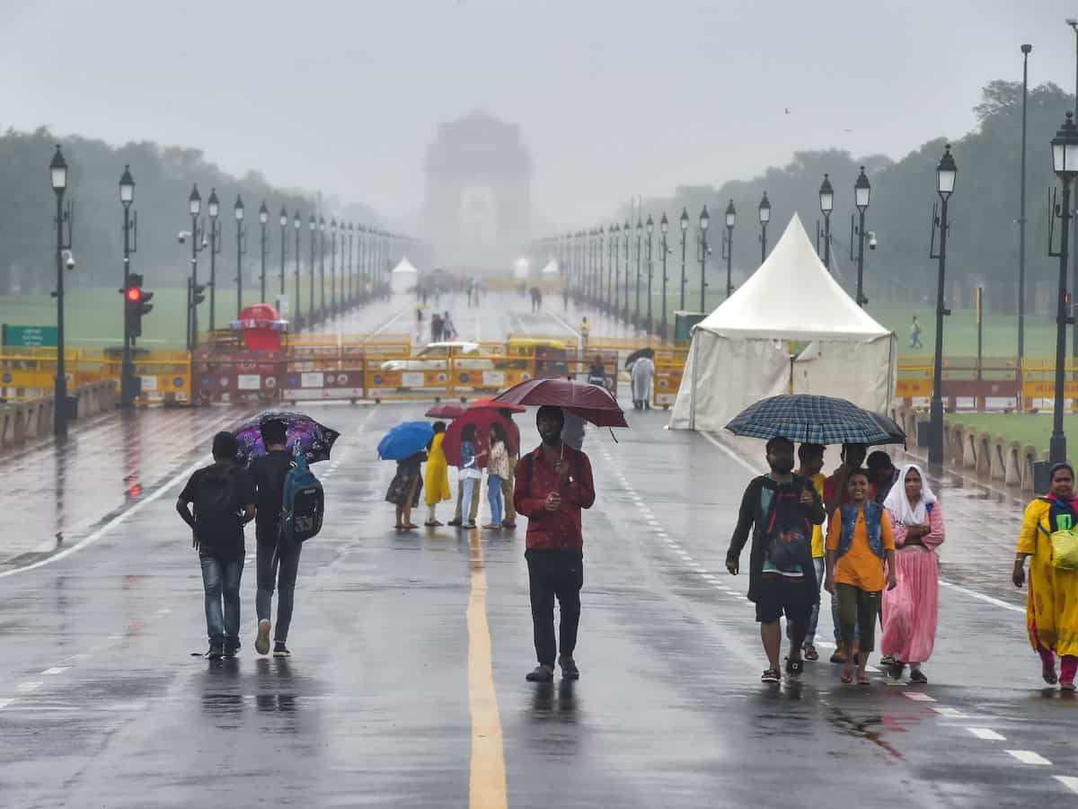 Delhi-NCR Weather: अक्टूबर में भी भारी बारिश की चेतावनी! IMD ने 7 अक्टूबर तक दिया बारिश और ओलों का अलर्ट