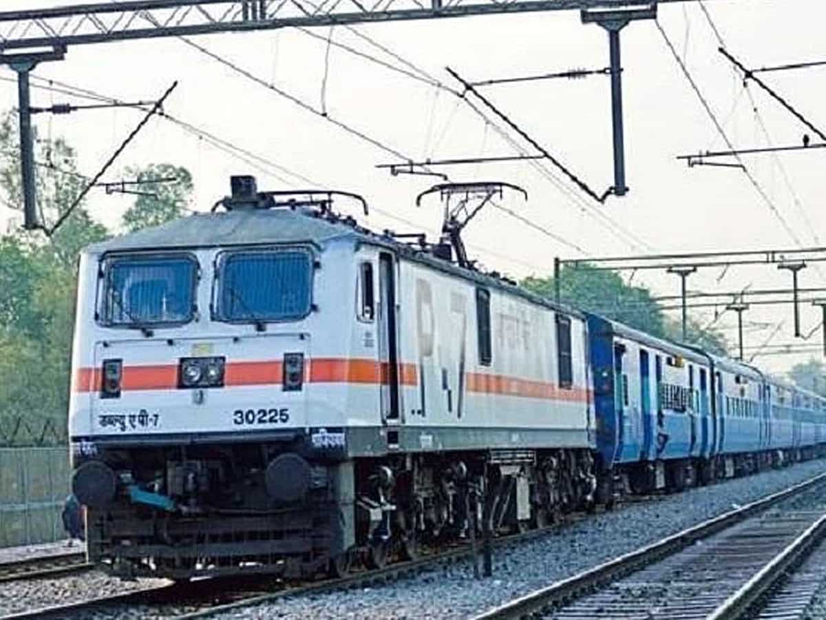 नहीं छूटेगी दिवाली-छठ पूजा, बिहार रूट पर पूजा स्पेशल ट्रेनें शुरू, कन्फर्म टिकट के लिए नोट करें रूट, टाइमिंग्स