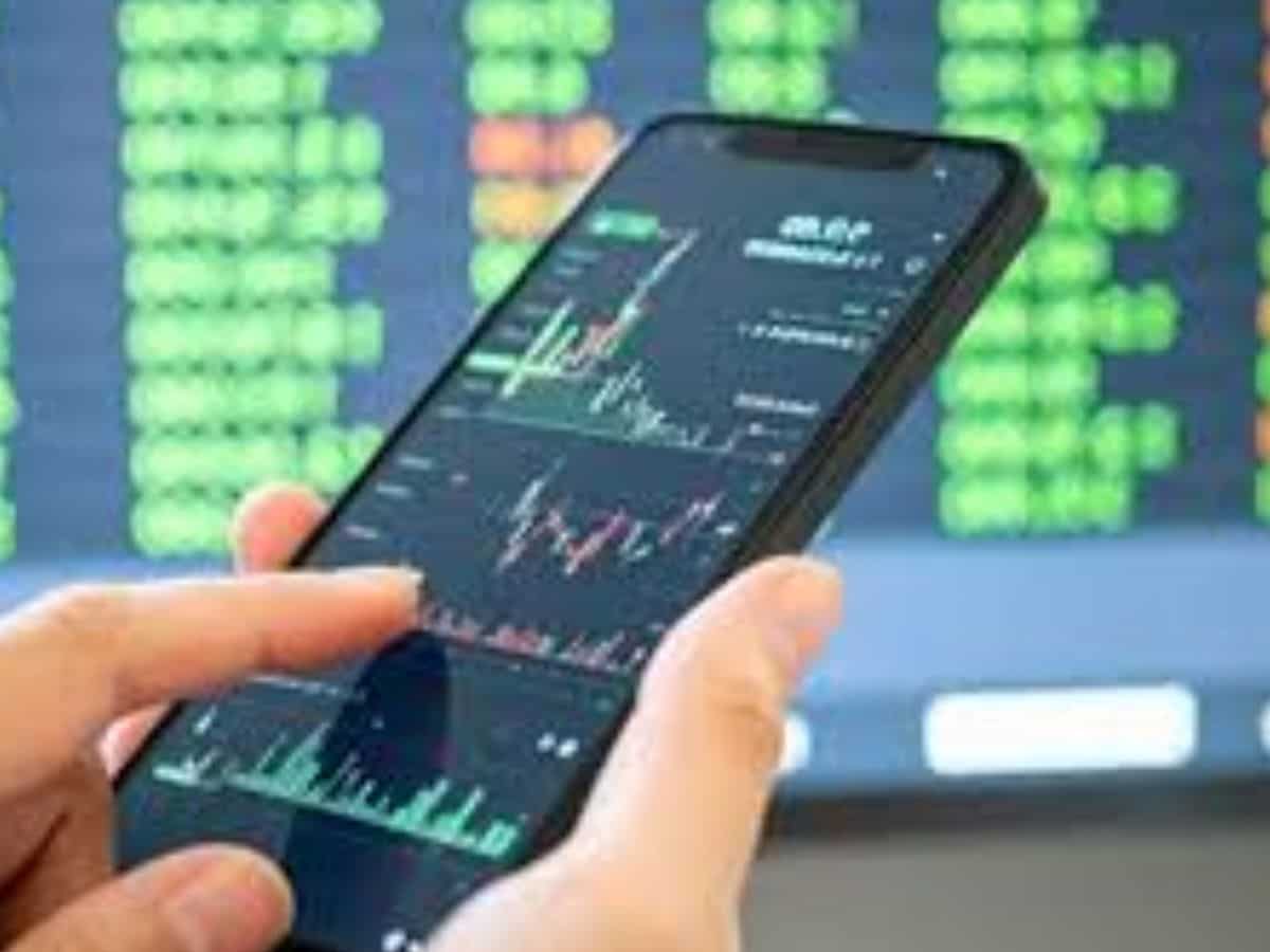 3. Apollo Hospitals Share Price Target