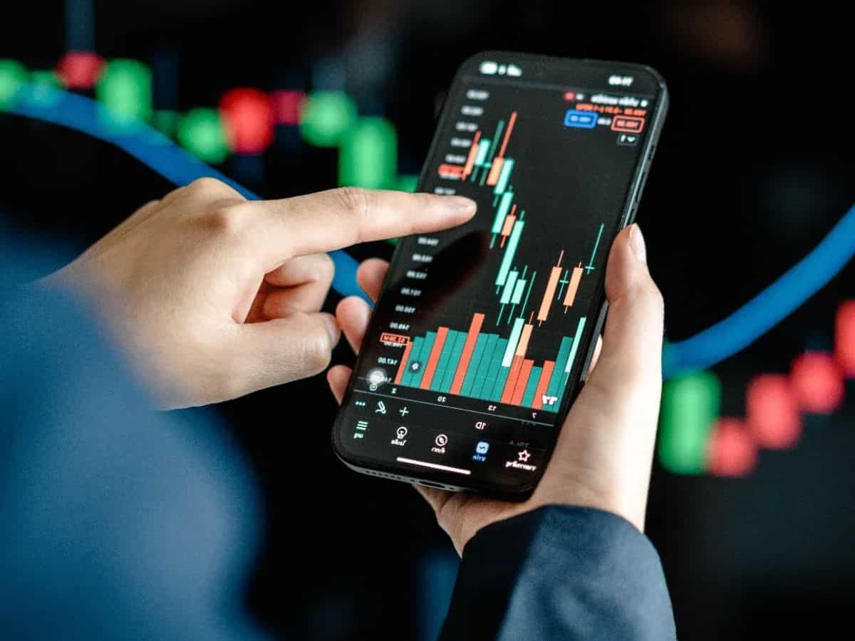 2. ITC: स्थिर रिटर्न देने वाला FMCG स्टॉक