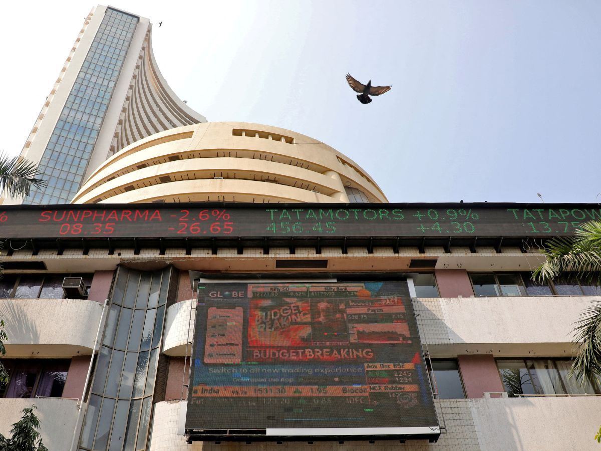 Stock Market Highlights: शेयर बाजार की दमदार तेजी जारी, निफ्टी 25,300 के करीब बंद- रैली के पीछे ये 4 कारण