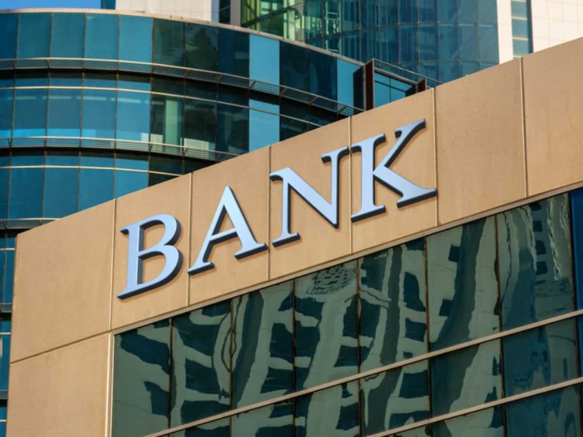  ₹1,00,000 के निवेश पर ₹23,508 का फिक्स ब्याज! सबसे धांसू हैं  Bank of Baroda की FD, रिटर्न का कैलकुलेशन समझें