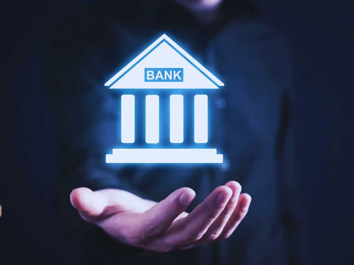 45,201 का फिक्स रिटर्न! 2 लाख के इन्वेस्टमेंट पर ये बैंक FD पर बना रहा धनवान, समझें रिटर्न का कैलकुलेशन