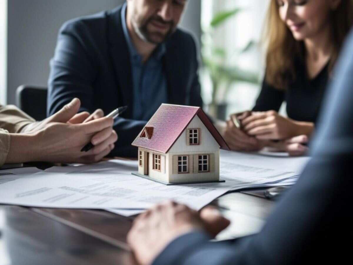 लोन गारंटर बनने से पहले सोचें