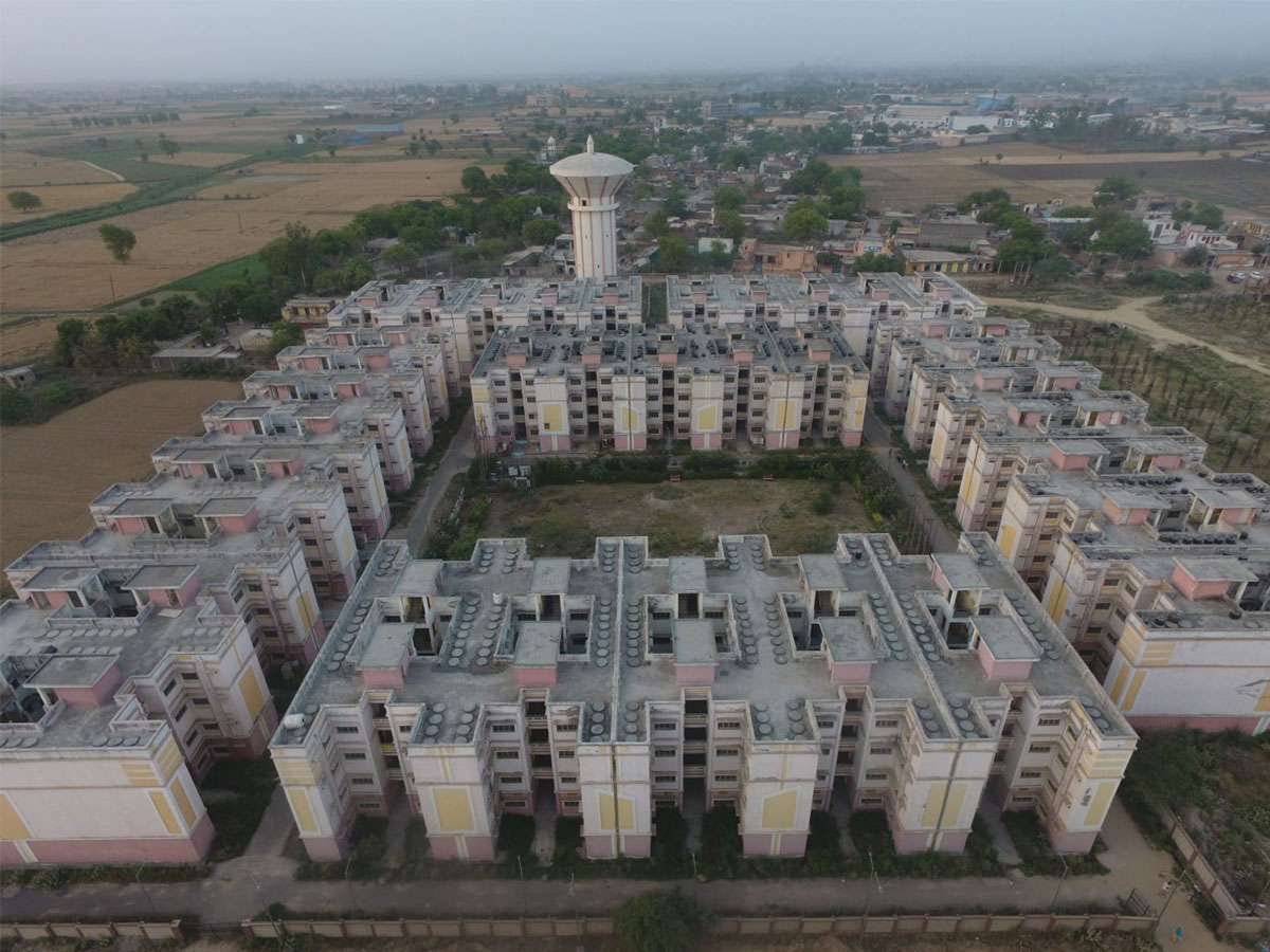 धनतेरस पर मारुति कार जितनी कीमत में मिलेगा घर! लखनऊ के पास इस शहर में सिर्फ ₹12 लाख से शुरू हो रही नीलामी!