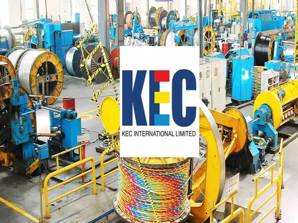 ऑर्डर मिला और भागा ये कंस्ट्रक्शन स्टॉक, 6 महीने में दिया 31% रिटर्न