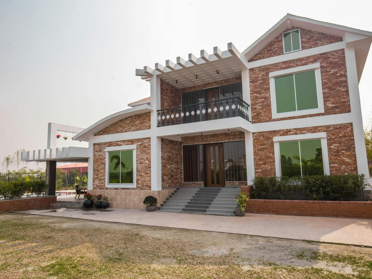 कहीं आपकी जमीन भी न छिन जाए, भारत में प्रॉपर्टी रखने की लिमिट क्या है? कानून नहीं माना तो हो सकती है जेल और संपत्ति जब्त!