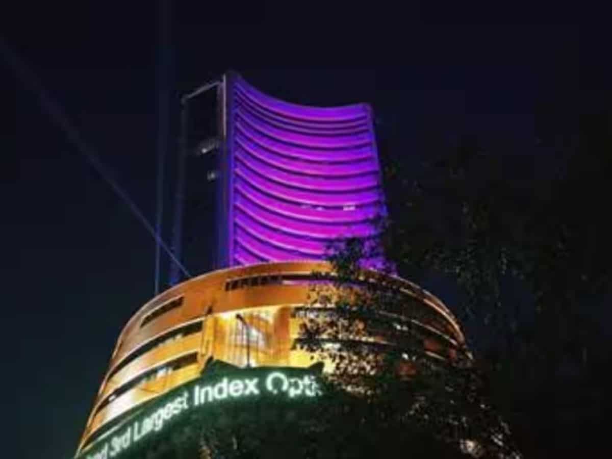 अगली दीवाली तक कैसे रहेंगे शेयर बाजार? कौन सा सेक्टर चलेगा? किन शेयरों पर रखनी है नजर? जानें POLL