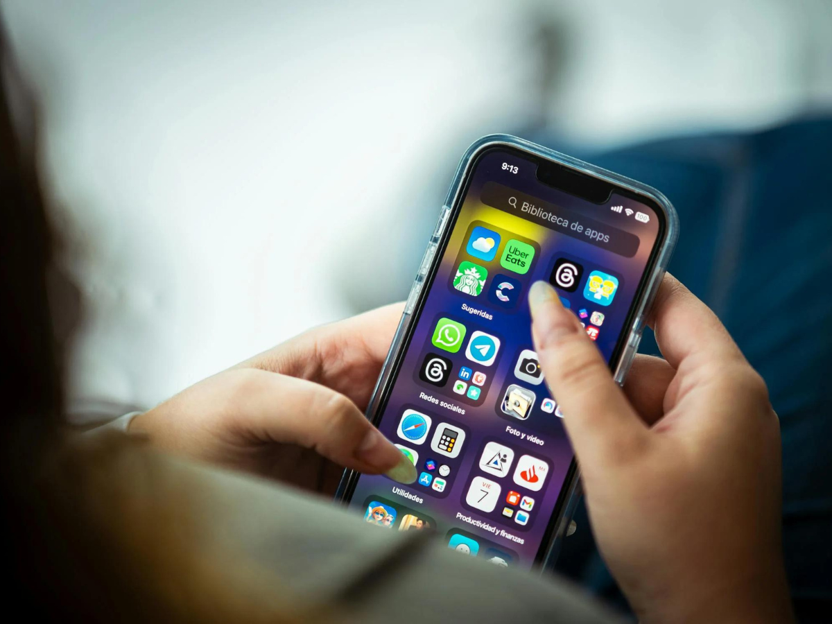 सिर्फ ₹1 में महीने भर का इंटरटेनमेंट बिल्कुल फ्री! अनलिमिटेड कॉल और SMS का भी मिलेगा मजा, जानें कैसे