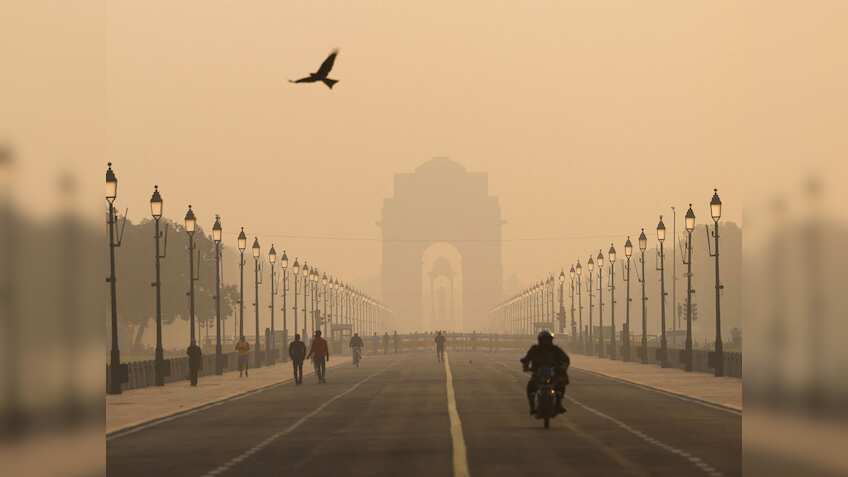 दिवाली से पहले दिल्ली की हवा बेहद खराब, ग्रैप स्टेज-2 के प्रतिबंध लागू, 302 पहुंचा AQI