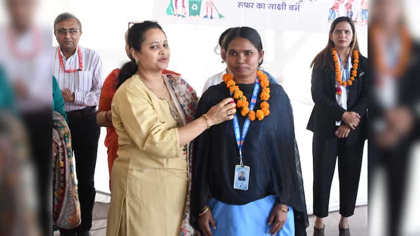 ये भारत का सबसे अनोखा रेलवे स्टेशन, जहां महिलाओं के हाथ में है पूरे स्टेशन की कमान!