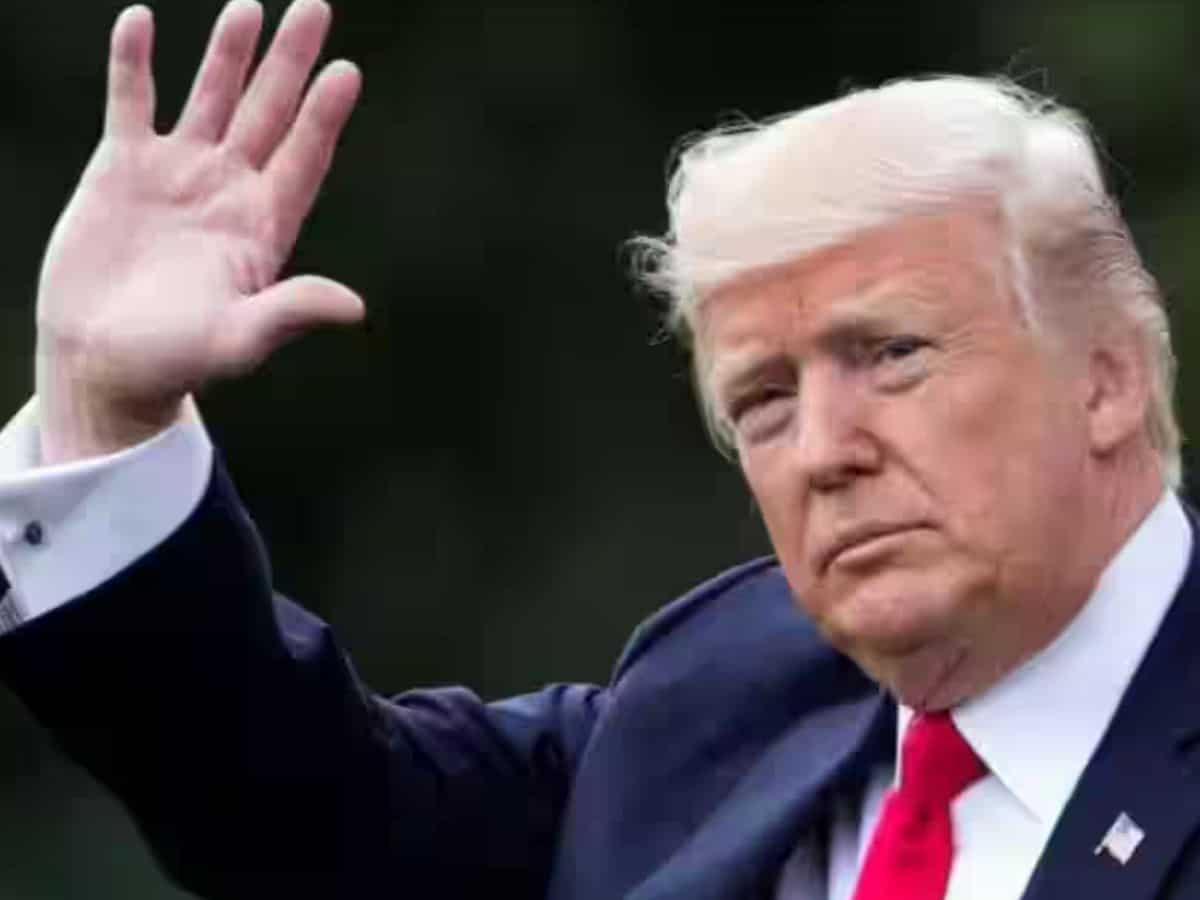 कनाडा पर ट्रंप की दोहरी मार! विज्ञापन विवाद के बाद 10% टैरिफ बढ़ाया, व्यापार वार्ता रोकी