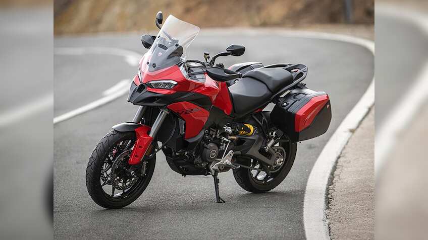 Ducati ने लॉन्च की नई Multistrada V2, वो भी 5 राइडिंग मोड्स के साथ, जानिए क्या है कीमत