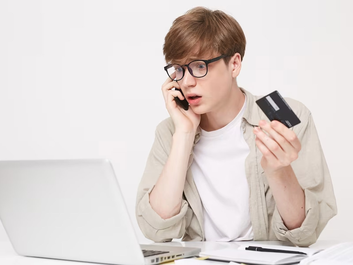 Credit Card लेने का मूड बन गया है? तो जान लीजिए Apply करने के आसान से 5 स्टेप, सीधे घर पहुंचेगा मनचाहा कार्ड!