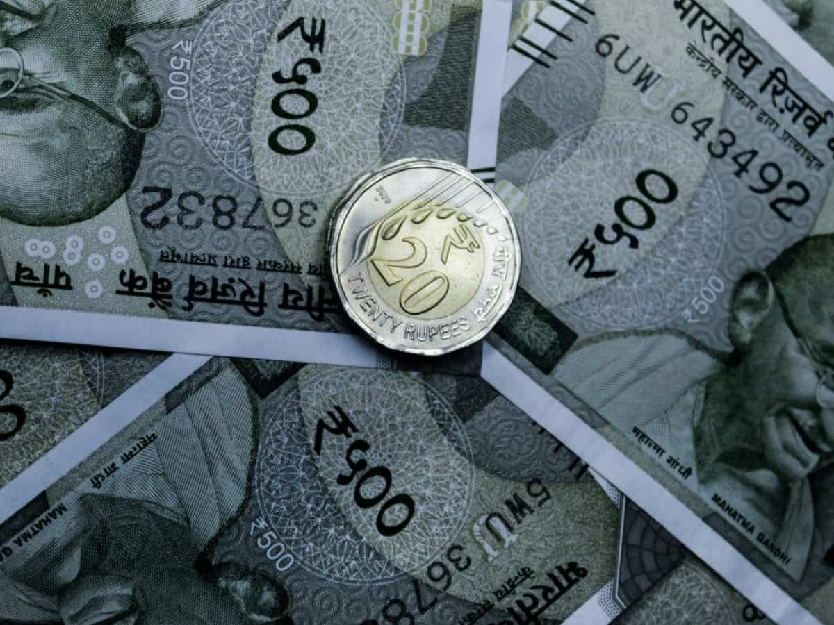 8th Pay Commission: सैलरी कितनी बढ़ेगी? सरकार का पैनल ऐसे तय करता है Fitment Factor और Salary Hike का पूरा फॉर्मूला