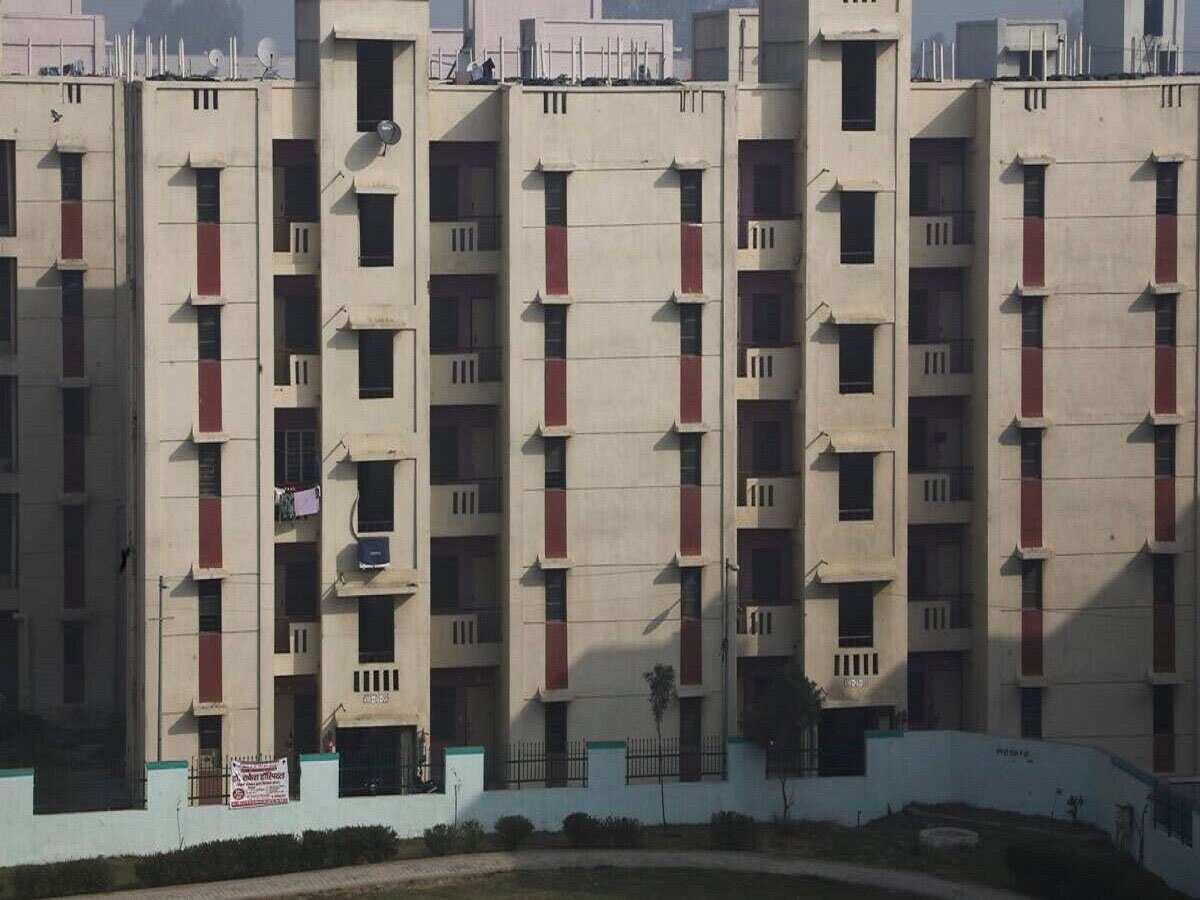 50,000 रुपए की बयाना राशि
