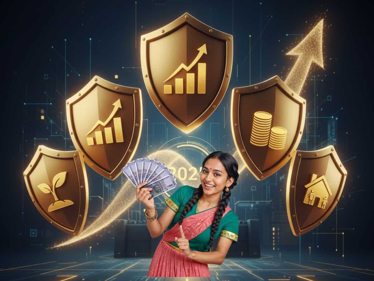 रॉकेट की स्पीड में बढ़ेगा आपका पैसा! ये हैं टॉप 5 सरकारी और सुरक्षित सेविंग स्कीम, निवेश से पहले जान लें पूरी लिस्ट!