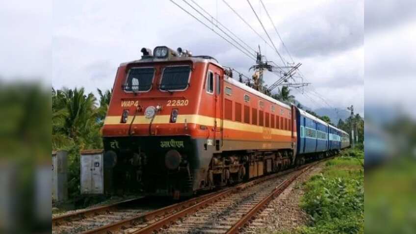 रेलवे का 'ऑपरेशन क्लीन'! फेस्टिव सीजन में पकड़े 11,386 बेटिकट यात्री, टिकट जांच से कमाए 67 लाख रुपए