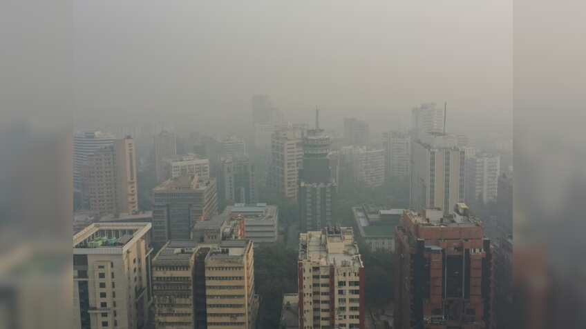 दिल्ली में प्रदूषण का हाहाकार: हवा 'गंभीर', सांस लेना दूभर, AQI 400 पार, 'बेहद खराब' हवा से लोग बेहाल!