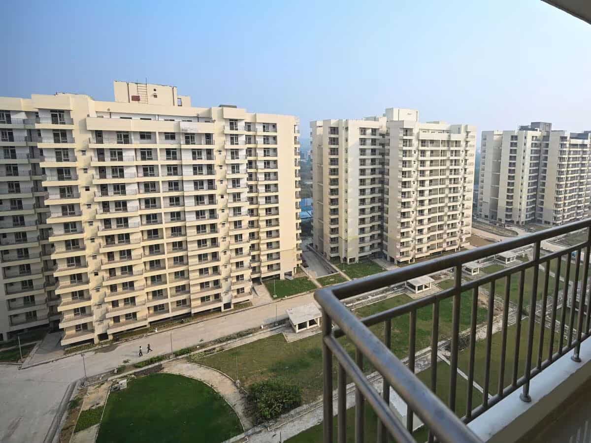 दिल्ली में मेट्रो स्टेशन के पास घर, DDA लाया इन लोकेशन्स में 1537 सस्ते फ्लैट्स, मिलेगा 15% का बंपर डिस्काउंट