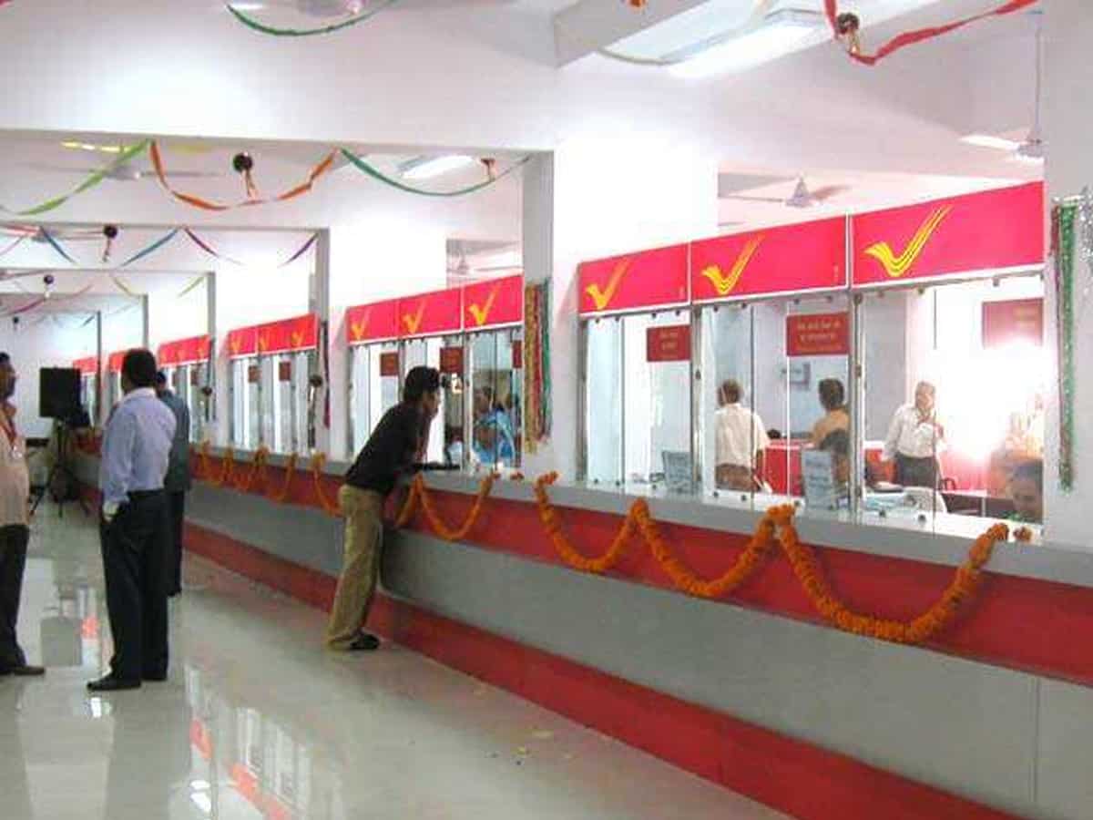 India Post Payments Bank ने EPFO से की डील, अब डाकिया देगा 'डिजिटल लाइफ सर्टिफिकेट' की सुविधा, घर बैठे होगा काम
