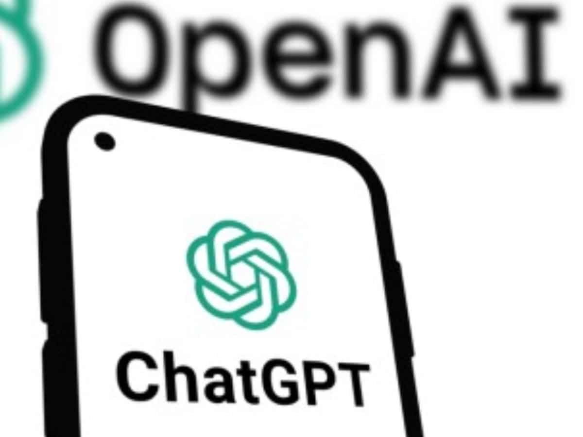 ChatGPT साइट या ऐप खोलें