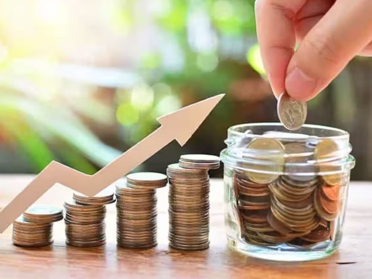Couple Financial Goals: दोनों कमाते हैं? ऐसे बनाएं 'सॉलिड इन्वेस्टमेंट प्लान', सारे गोल्स भी होंगे पूरे और लाइफ भी बिंदास गुजरेगी!
