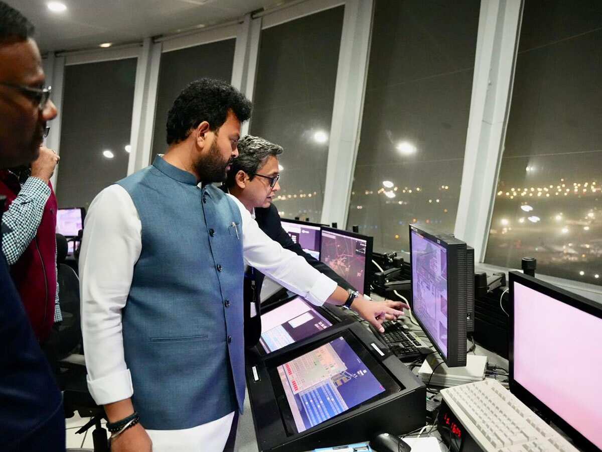 ATC सिस्टम में बड़ी खराबी के बाद सेंटर पहुंचे मंत्री राममोहन नायडू, एक्स्ट्रा स्टाफ लगाने के दिए निर्देश