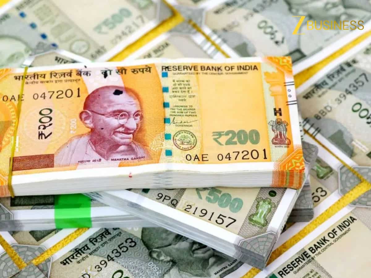 8th Pay Commission: फिटमेंट फैक्टर-महंगाई भत्ते का नया मैथमेटिक्स, इन केंद्रीय कर्मचारियों की होगी चांदी! जानें लेटेस्ट अपडेट