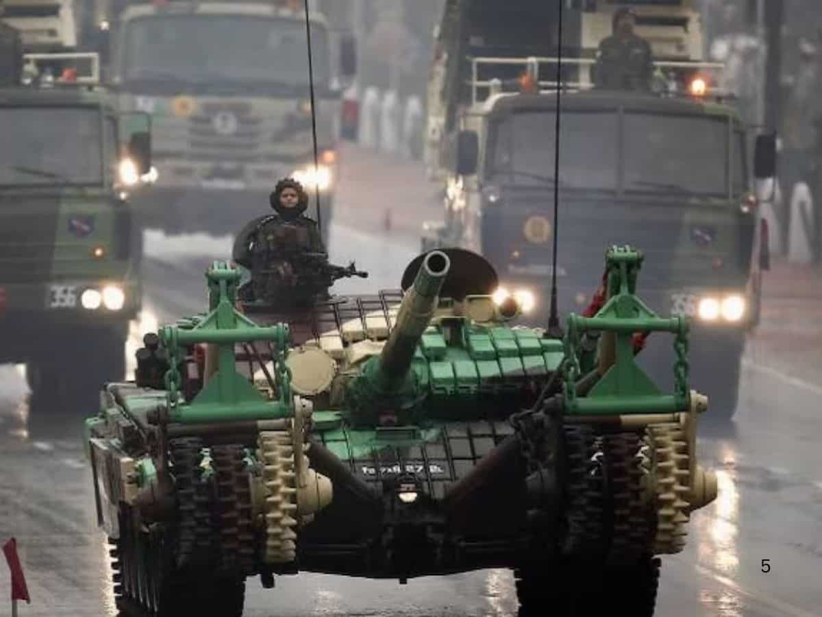 ऐतिहासिक उपलब्धि! FY25 में 1.5 लाख करोड़ का डिफेंस प्रोडक्शन, Defence PSU का योगदान 70% से अधिक