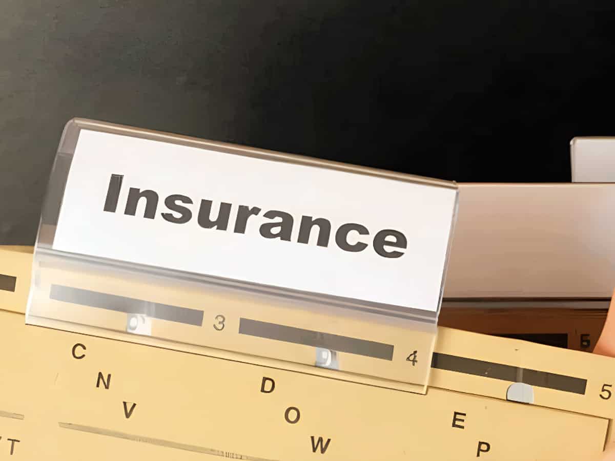 Life Insurance में शानदार उछाल! अक्टूबर में 12% की जबरदस्त ग्रोथ, ₹34 हजार करोड़ के पार पहुंचा प्रीमियम