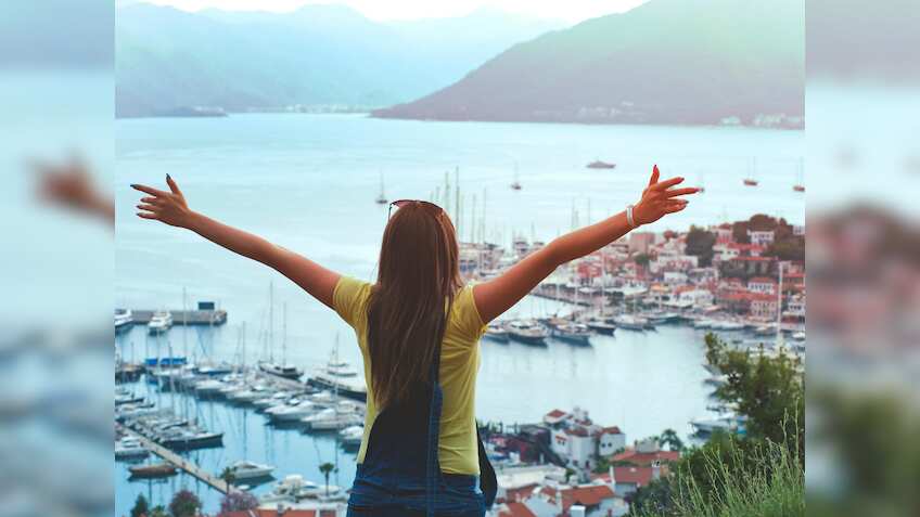 नए साल पर बना लो घूमने का प्लान! EaseMyTrip पर मिल रहा फ्लाइट से लेकर होटल पर तगड़ा डिस्काउंट