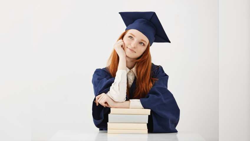 International Students Day: क्‍या सच में Education Loan लेना अच्‍छा फैसला है? डिसीजन से पहले देखें कैलकुलेशन