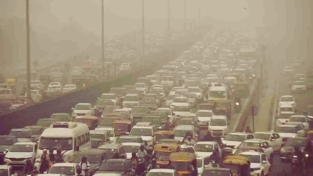 दिल्ली-NCR की हवा में घुल गया है 'जहर', ग्रैप-4 लागू होने की खबरें झूठी और भ्रामक, सीएक्यूएम ने किया खंडन