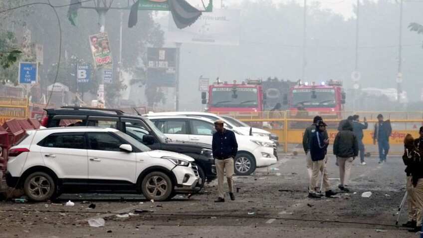 दिल्ली बम ब्लास्ट मामला: ईडी की बड़ी कार्रवाई, अल फलाह यूनिवर्सिटी से जुड़े 25 ठिकानों पर छापेमारी शुरू 