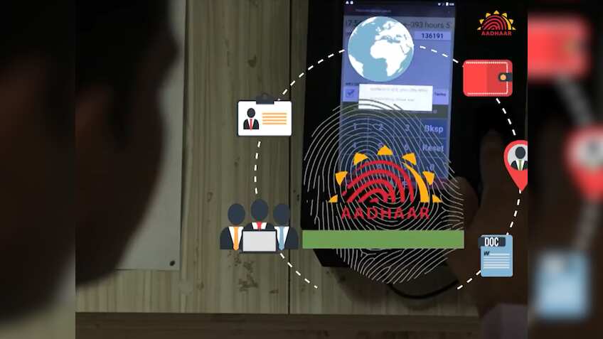 FREE में अपडेट हो जाएगा Aadhaar! 1 साल तक नहीं देनी होगी कोई फीस, लेकिन सिर्फ इन यूजर्स को मिलेगा फायदा