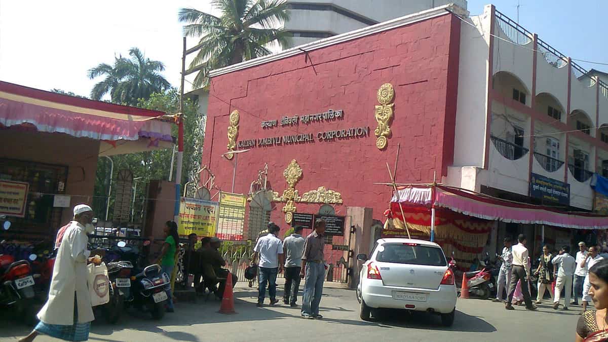 केवल उपनगर नहीं रह गए ये इलाके