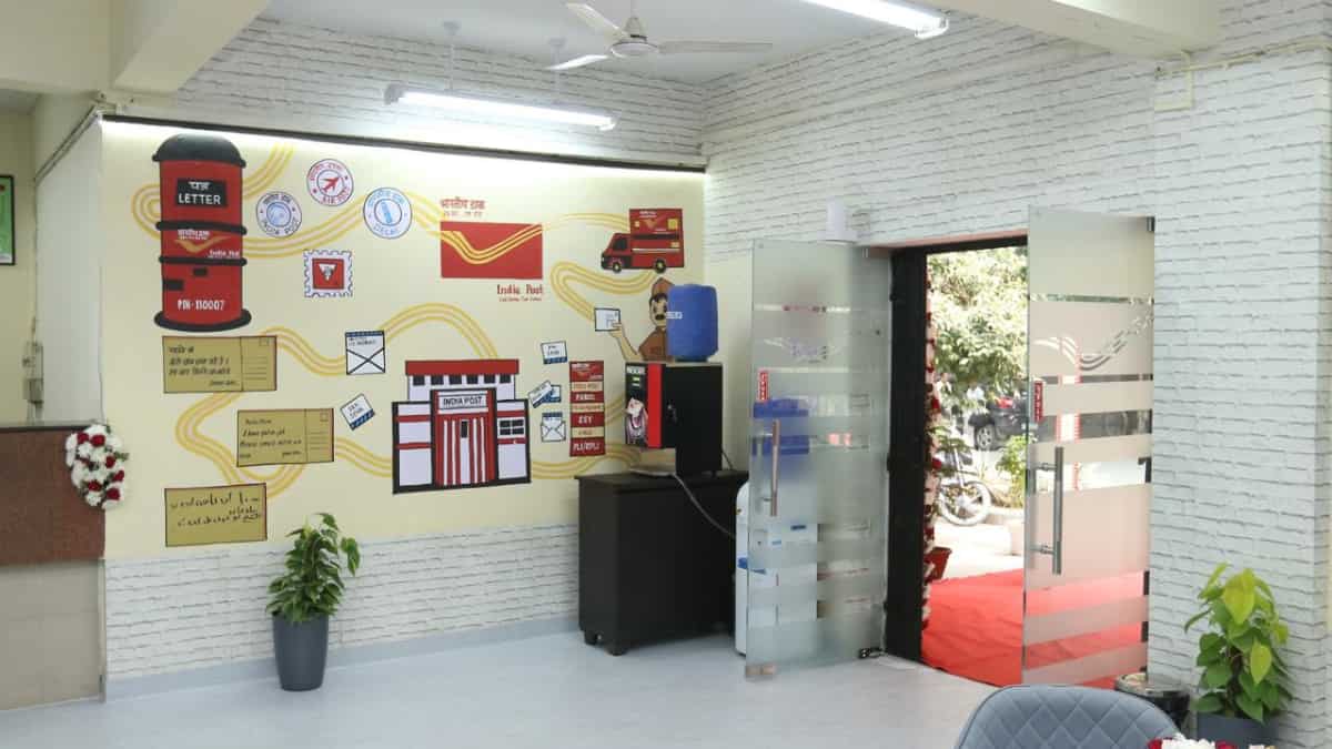 IIT दिल्ली में खुला देश का पहला Gen Z पोस्ट ऑफिस; QR से बुक होगा पार्सल, मिलेगा फ्री WiFi
