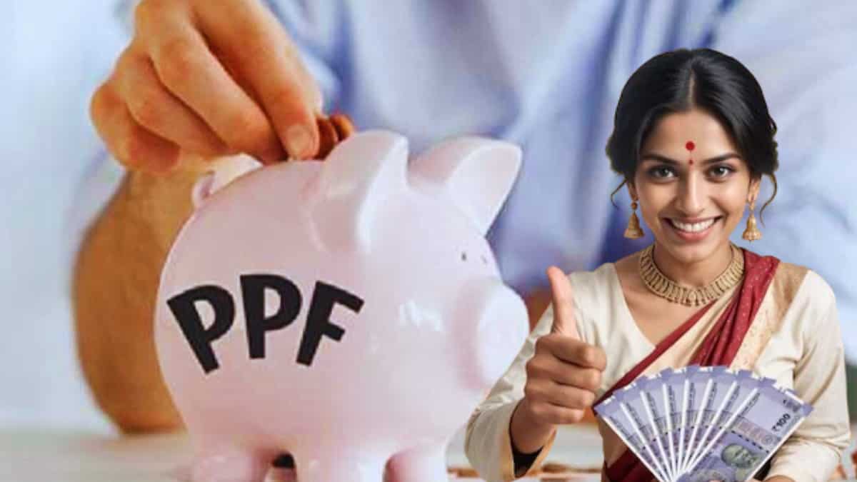 PPF कैलकुलेटर का ये गणित देख खुशी से झूम उठेंगे आप! छोटा सा इन्वेस्टमेंट फ्यूचर में दिलाएगा लाखों का फंड, टैक्स का भी कोई झंझट नहीं