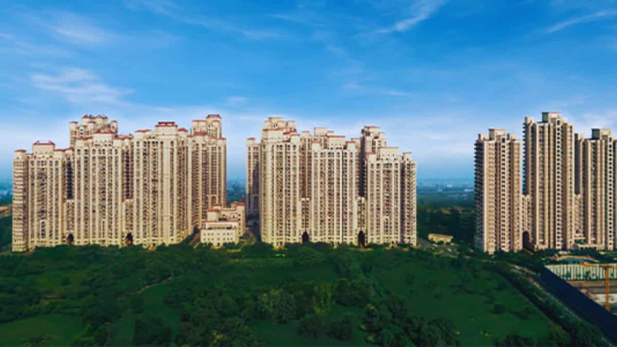 रियल एस्टेट में भूचाल: लग्जरी घरों के दाम 40% बढ़े, सस्ते मकान भी 26% महंगे, देखें रिपोर्ट