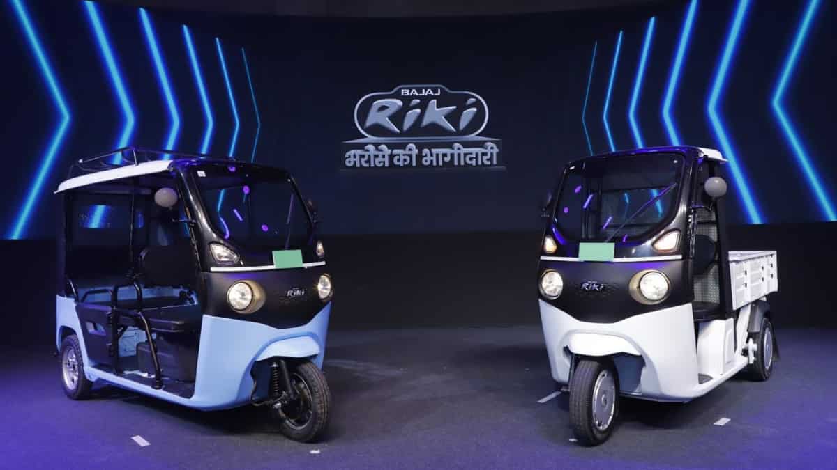 Bajaj Auto ने पेश किए 2 नए इलेक्ट्रिक रिक्शा, Hill Hold समेत कई फीचर्स, जानें कीमत और रेंज 