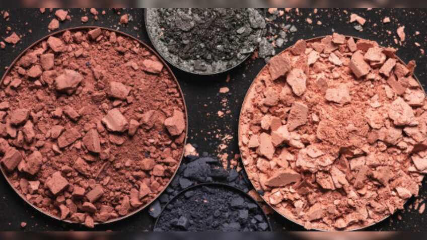 भारत में Rare Earth Manufacturing की बड़ी छलांग: ₹7280 करोड़ की PLI स्कीम को मिली कैबिनेट की मंजूरी, कल इन शेयरों पर रखें नजर