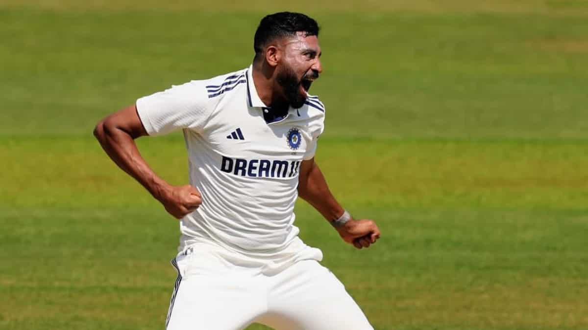 Air India Express पर फूटा मोहम्मद सिराज का गुस्सा! 4 घंटे इंतजार करने के बाद बताया सबसे खराब एयरलाइन एक्सपीरिएंस